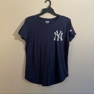 Yankees Tailgate T Shirt Women’s Medium